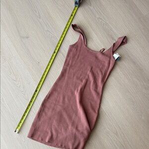 Abercrombie & fitch medium NWT Chic Sleeveless sweater knit Dress in Dusty Rose